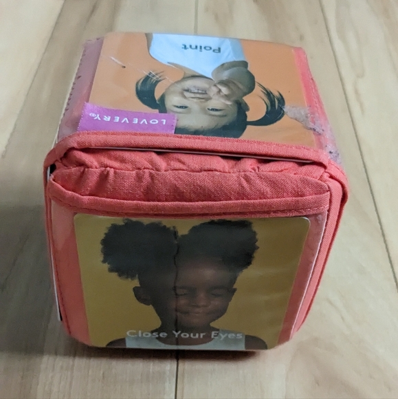 Lovevery Retired Simon Says Cube with 6 Reversible Cards Sensory Cube - Picture 2 of 2